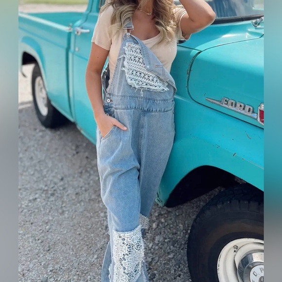 NWT POL Boho Patchwork Crochet Jean Denim Overalls - Picture 13 of 15